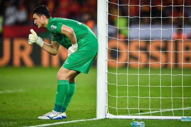 羽毛球亚锦赛：各单项四强出炉 高昉洁退役